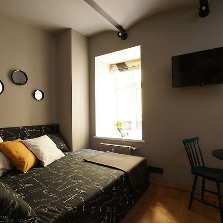 Апартаменты New Bohemian Crash Pad In Riga Center Экстерьер фото