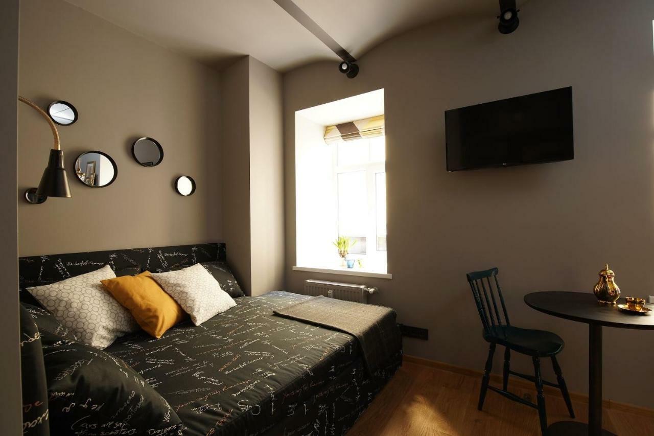 Апартаменты New Bohemian Crash Pad In Riga Center Экстерьер фото